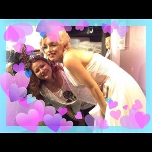 Meet your Posher, Sandra